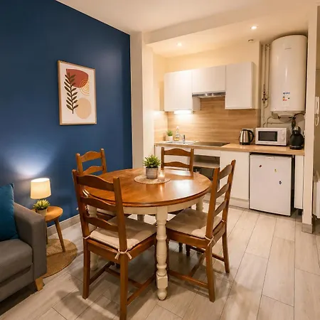 Trois Pas De La Gare- A2 Apartament Sartrouville